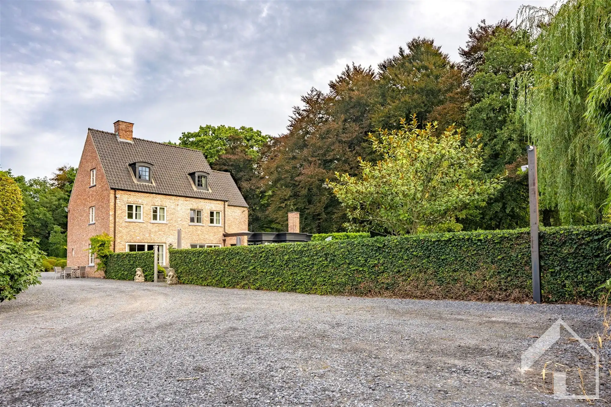 Exclusieve villa met loods, prachtige tuin en topafwerking op ruim 7.400 m²  foto 46