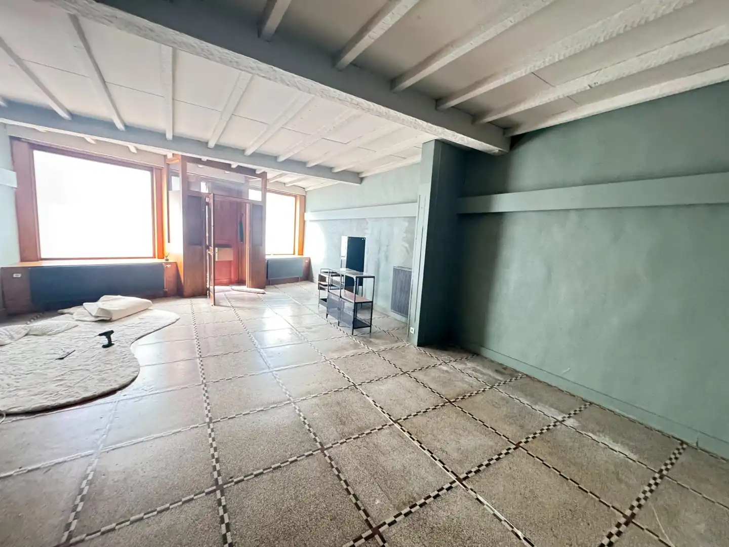 Karaktervol kantoor-/commercieel gelijkvloers op een unieke toplocatie in hartje Antwerpen foto 3