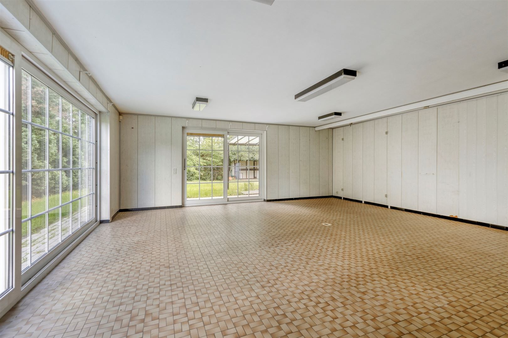 Ruime villa met 5 slaapkamers vlakbij Park Molenvijvers in Genk foto 38