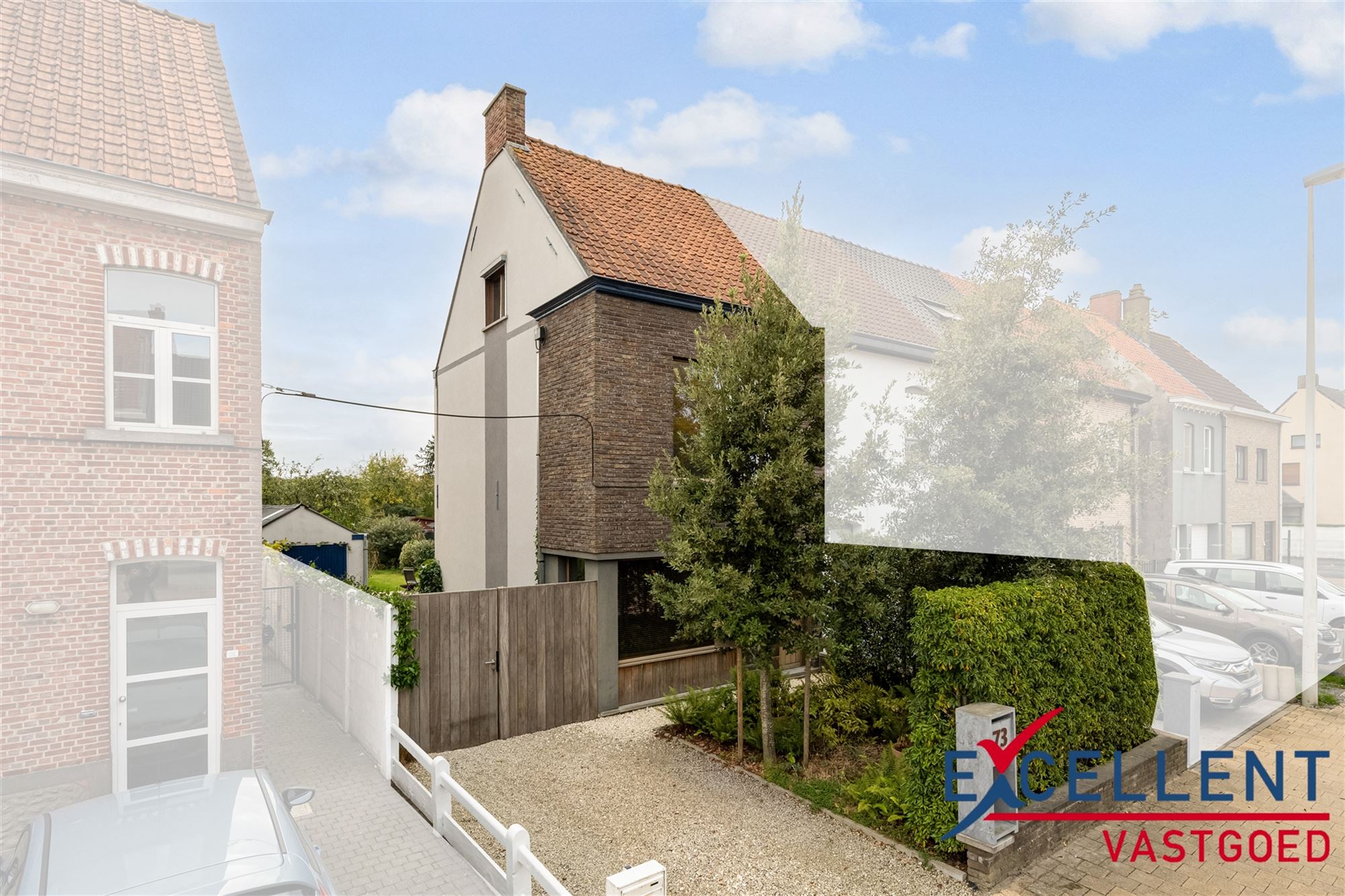 Charmante halfopen woning te koop Deinze foto {{pictureIndex}}