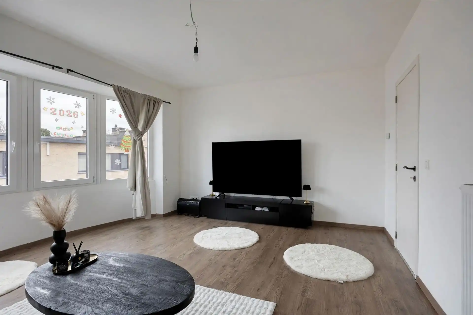 Riante woning, momenteel ingericht als 3 appartementen! foto 13