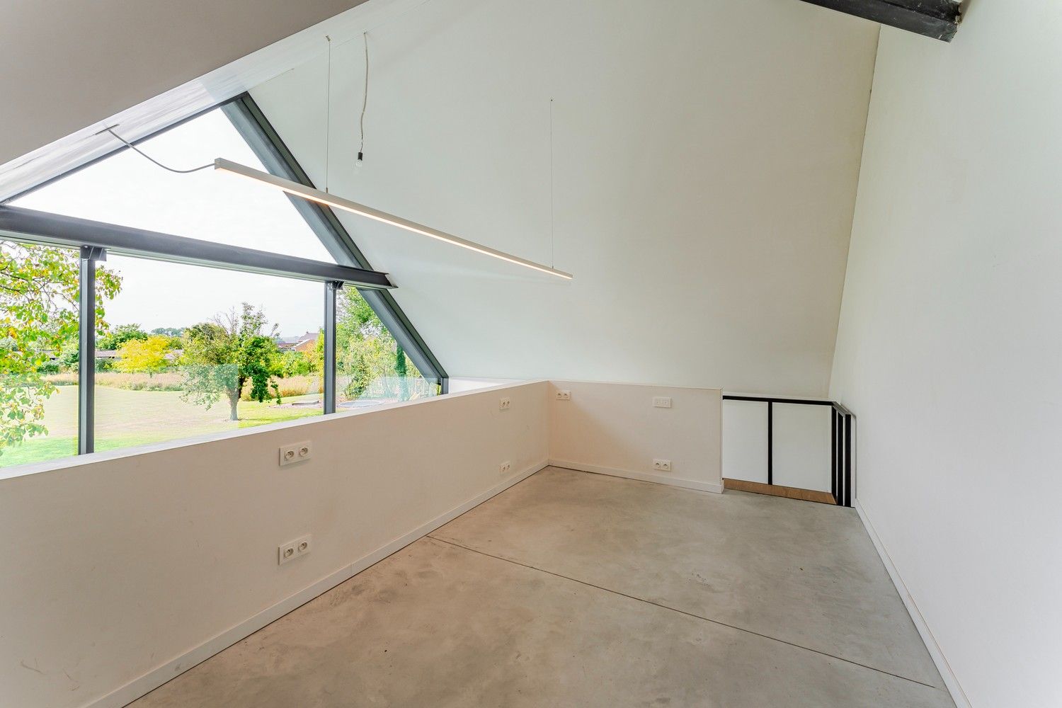 Moderne villa met bijgebouw op unieke landelijke ligging in centrum Zwevezele foto 14