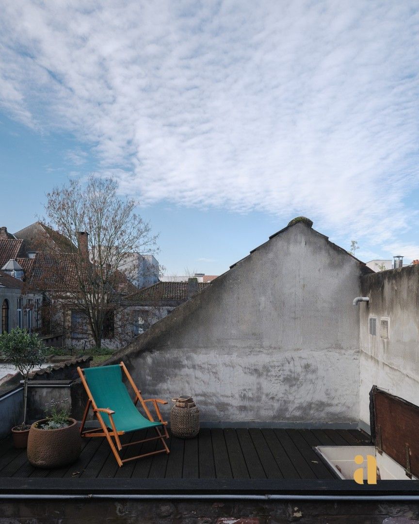 Unieke stadswoning in de charmante Serpentstraat foto 27