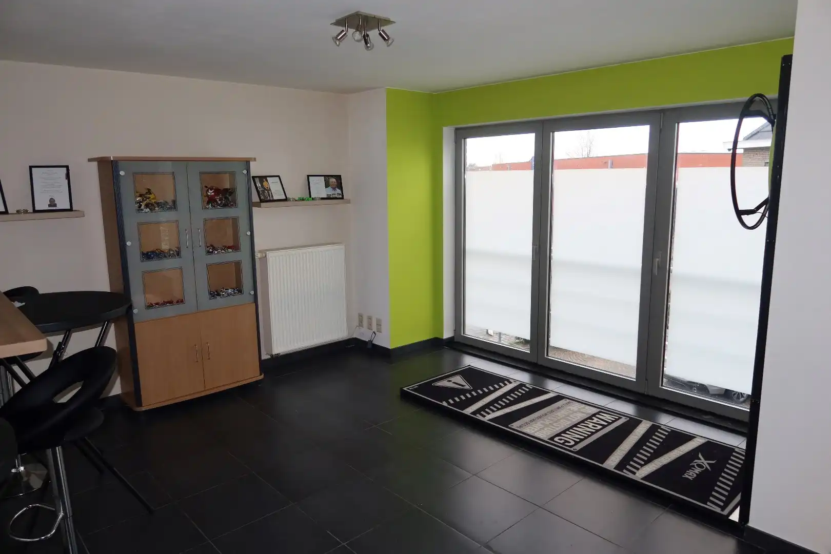 Super gezellig appartement met 2 slk, terras en autostaanplaats foto 8