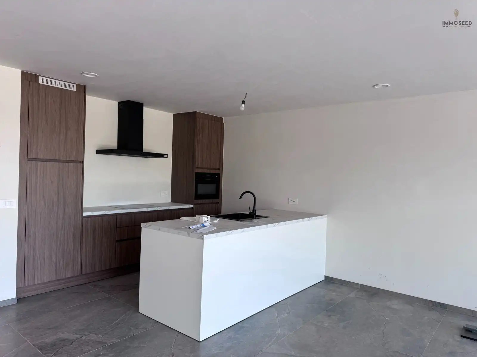 Ruime nieuwbouwwoning foto 3