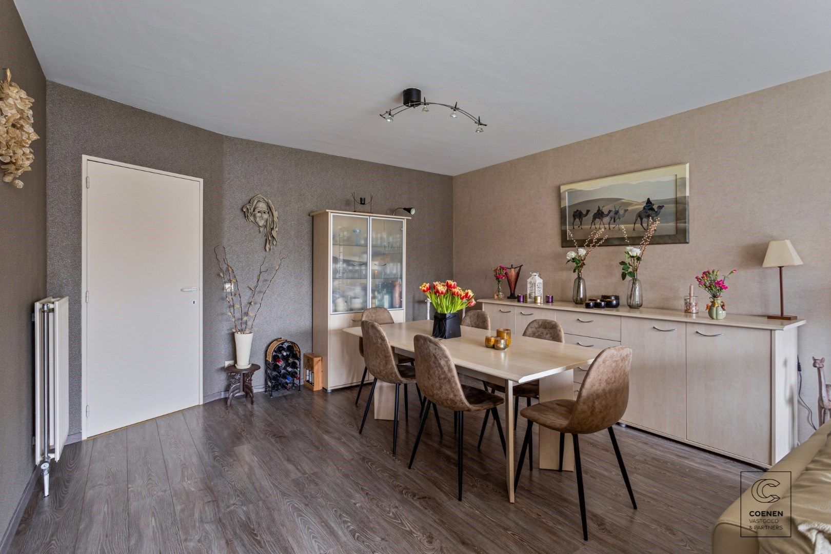 Instapklaar appartement van 82m², 2 slaapkamers én terras te Ekeren!  foto 6