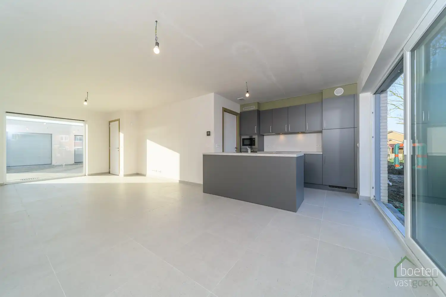 Roesbrugge: Betaalbare nieuwbouwwoningen met alle modern comfort, 3 slpks, garage en tuintje foto 8