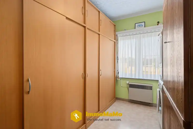 HALFOPEN BEBOUWING MET 4 SLAAPKAMERS EN GARAGE TE KOOP IN WACHTEBEKE foto 21