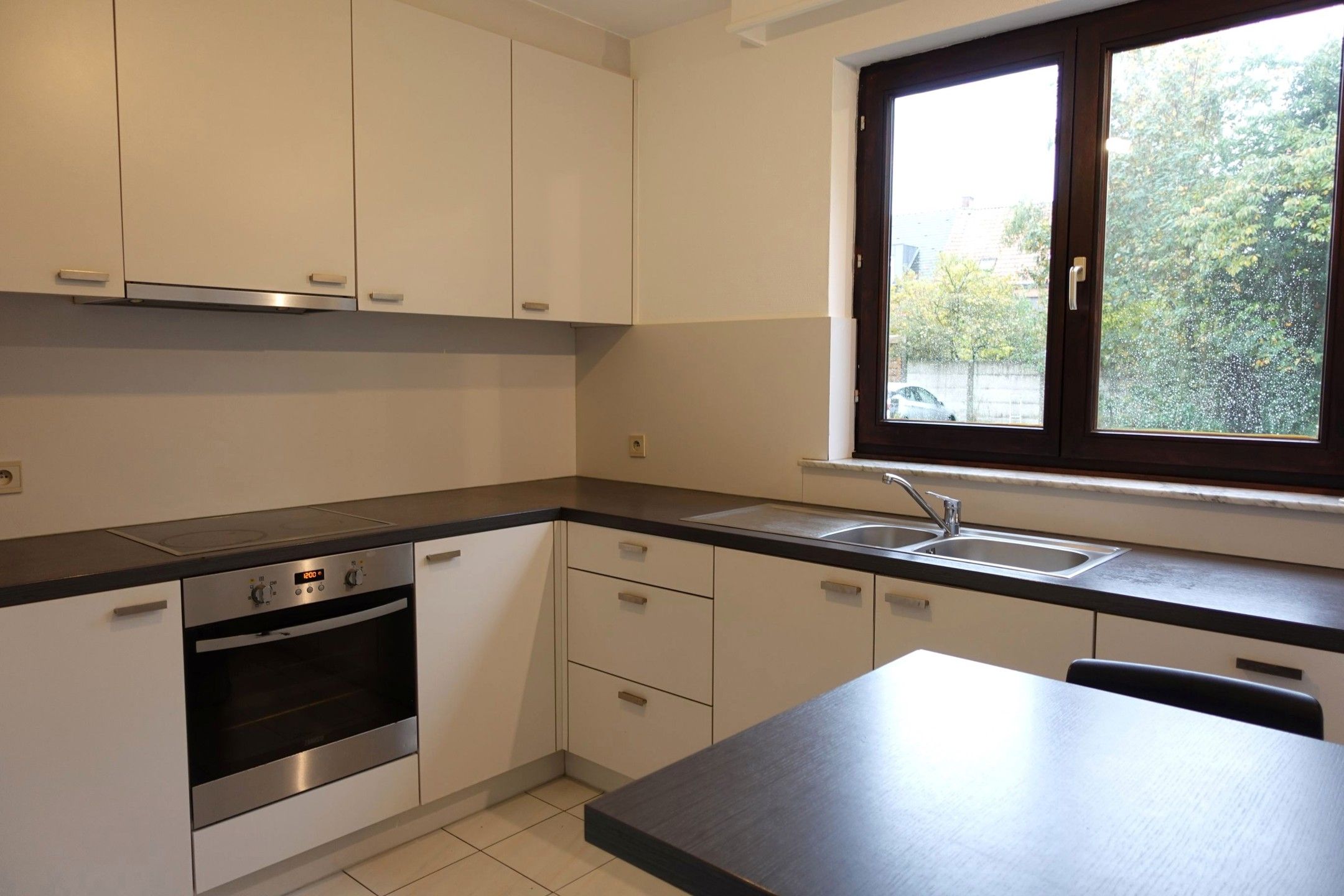 Rustig gelegen app met 2 slpk, terras en garage te Turnhout foto 4