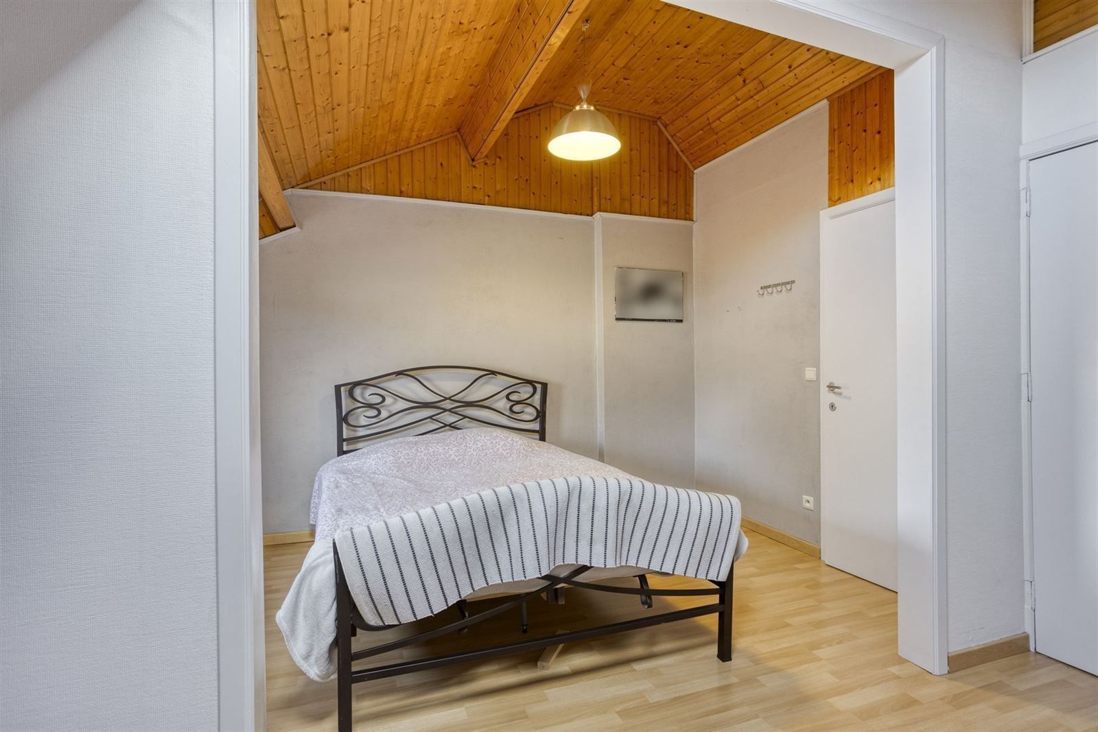 Unieke kans : Horeca met parking en instap klare woonst met 5 slaapkamers foto 22