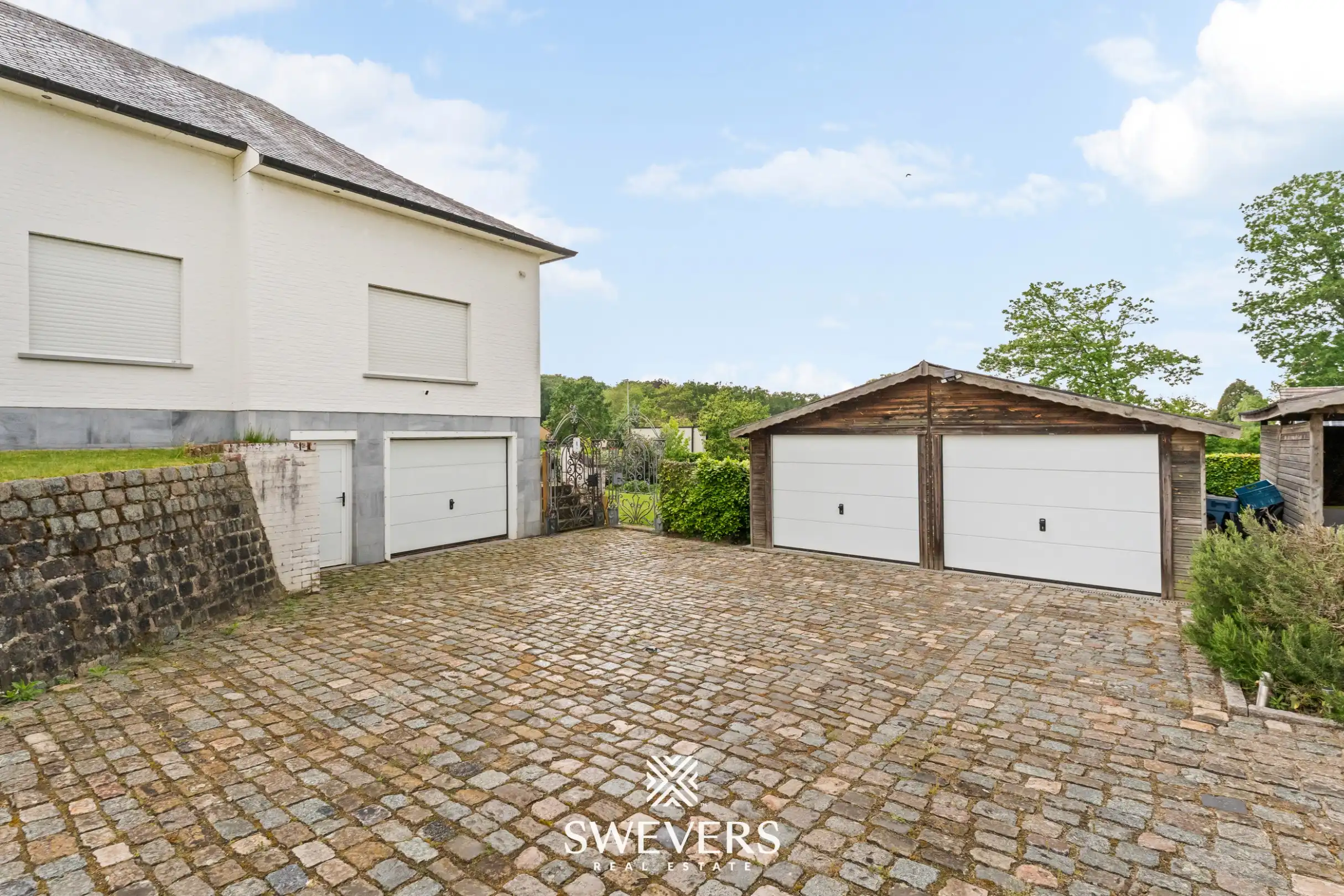 Statige villa met 57a 24ca grond en eindeloos potentieel foto 27
