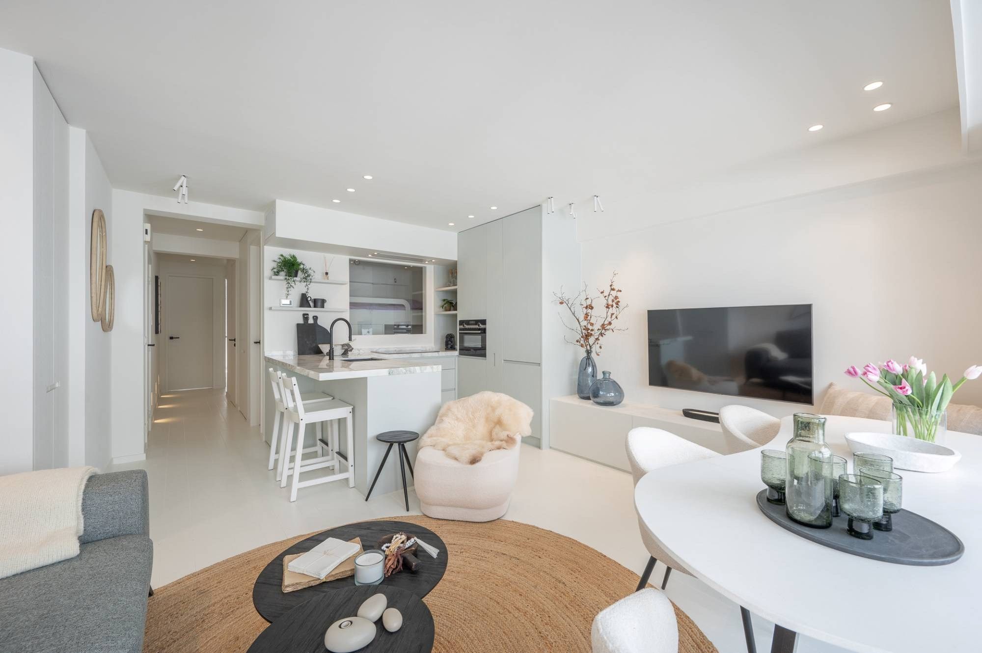 Zeer mooi gerenoveerd appartement met 3 slaapkamers te Knokke-Zoute met zijdelings zeezicht. foto 3