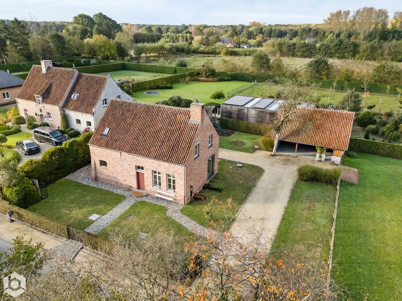 Luxe, energiezuinige villa met 3 slpkrs en prachtige tuin op top-locatie te Bonheiden foto {{pictureIndex}}