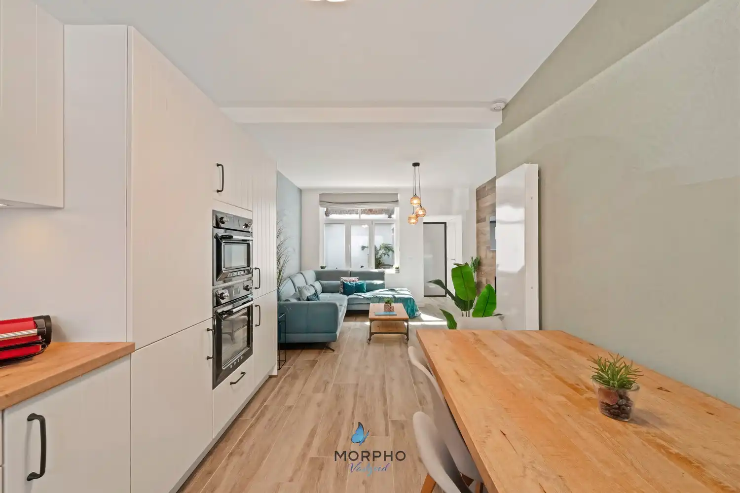 Instapklare stadswoning nabij het Minnewaterpark | 3 slpk, 2 badkamers & terras foto 5