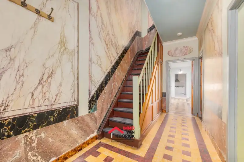 Ruime woning 3 slaapkamers - tuin op 360m² foto 3