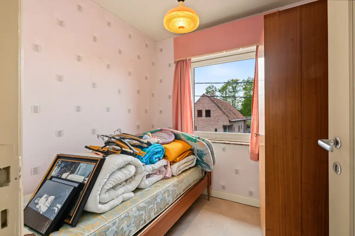 Te renoveren halfopen bebouwing met 3 slaapkamers foto 12