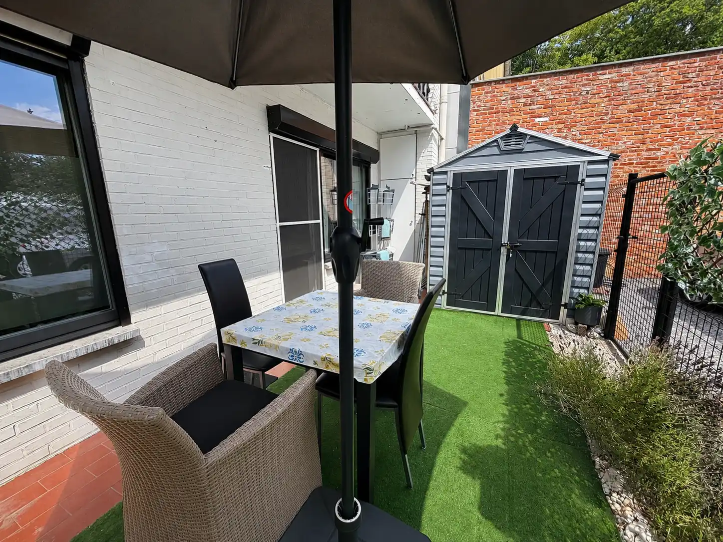 Instapklaar gelijkvloers appartement met 2 slaapkamers van 100 m² met terras en autostaanplaats foto 10