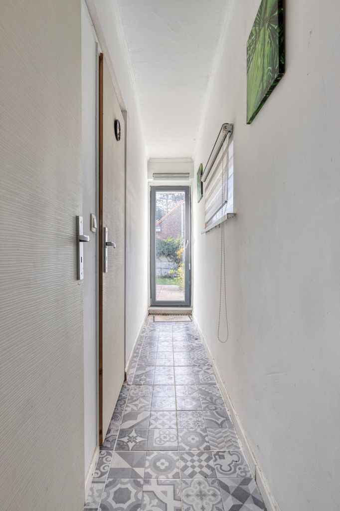 Gerenoveerde 3-gevelwoning centraal gelegen te Asse foto 8