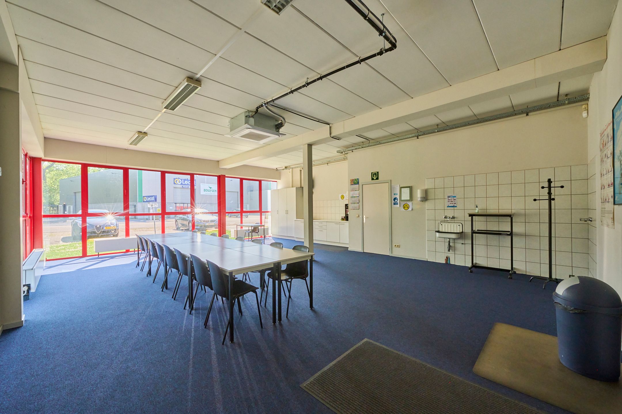  TE KOOP - HAL & KANTOOR in topconditie foto 11