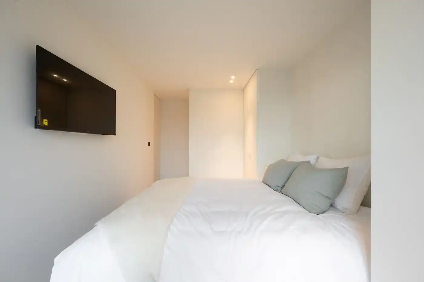 Prachtig gerenoveerd appartement op de Wandeldijk foto 18