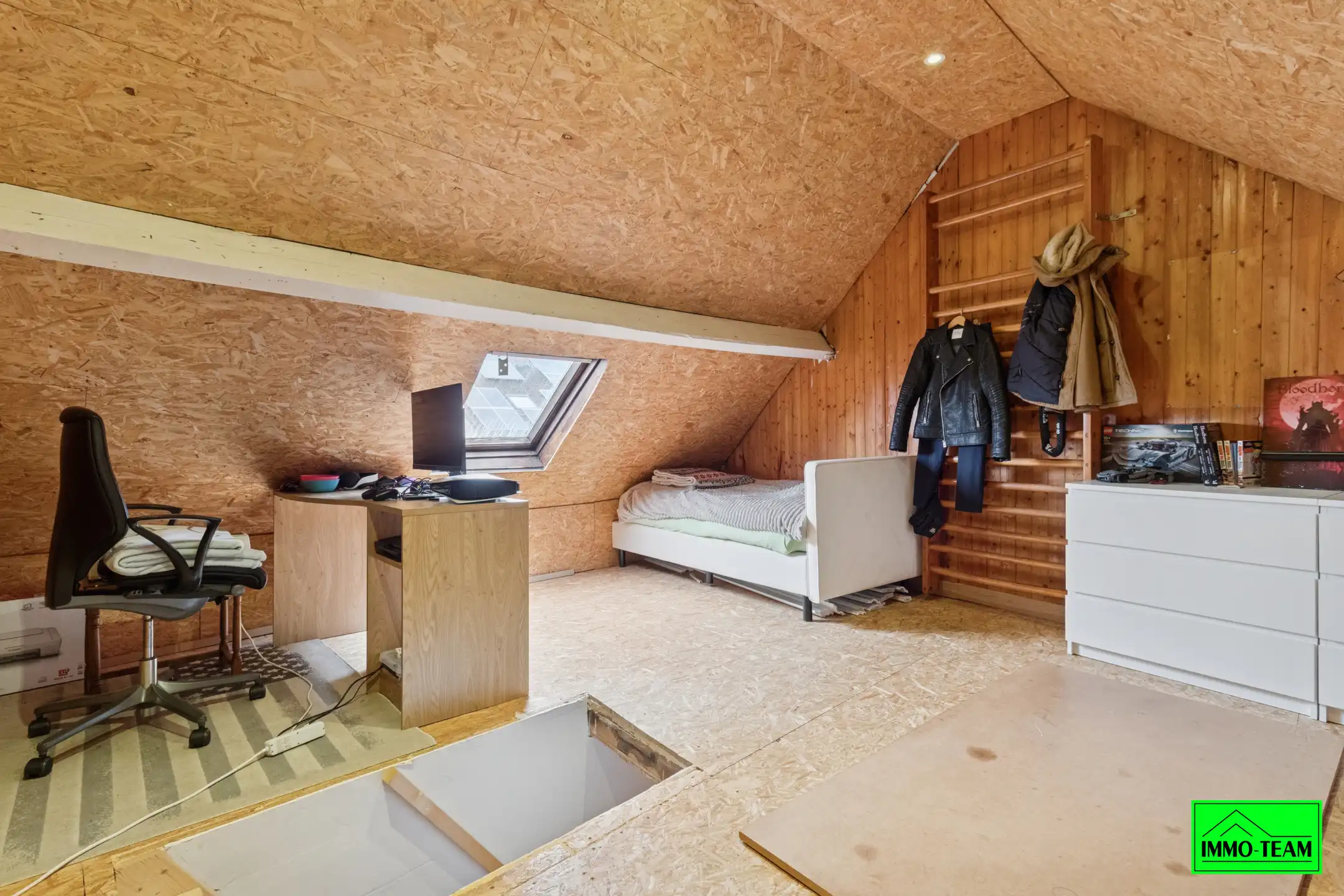 Gezellige 2-gevelwoning op gunstige locatie foto 15