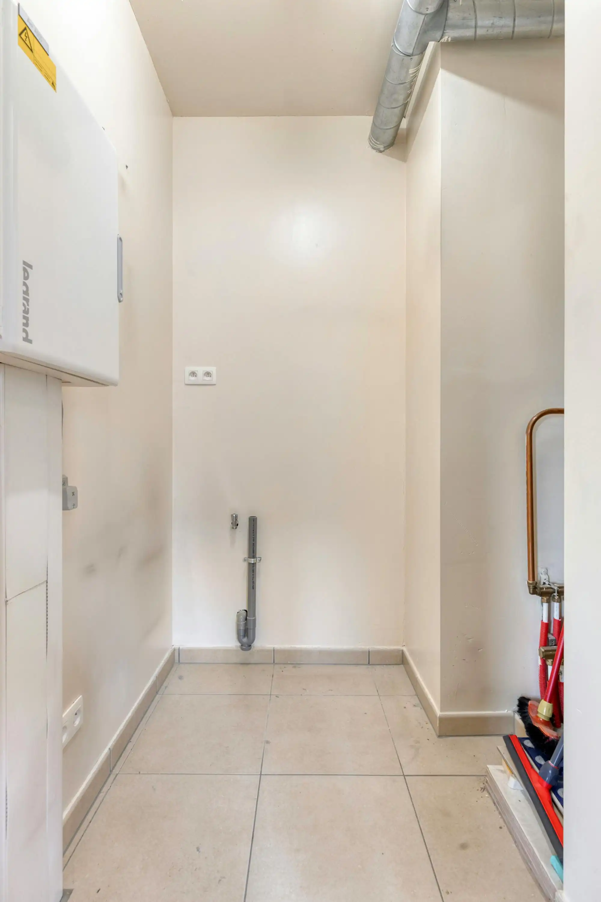 Appartement met 2 kamers en groot terras in Strombek-Bever foto 14