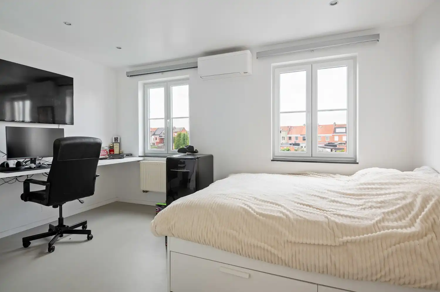 Instapklare woning met 3 slaapkamers & tuin te Lier! foto 11