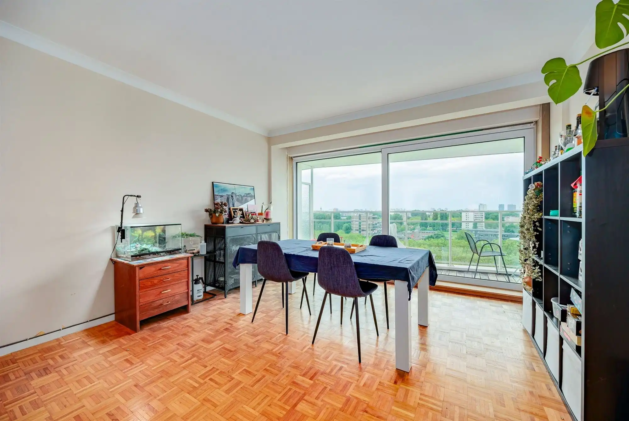 Instapklaar 2 slpk appartement met autostaanplaats foto 3