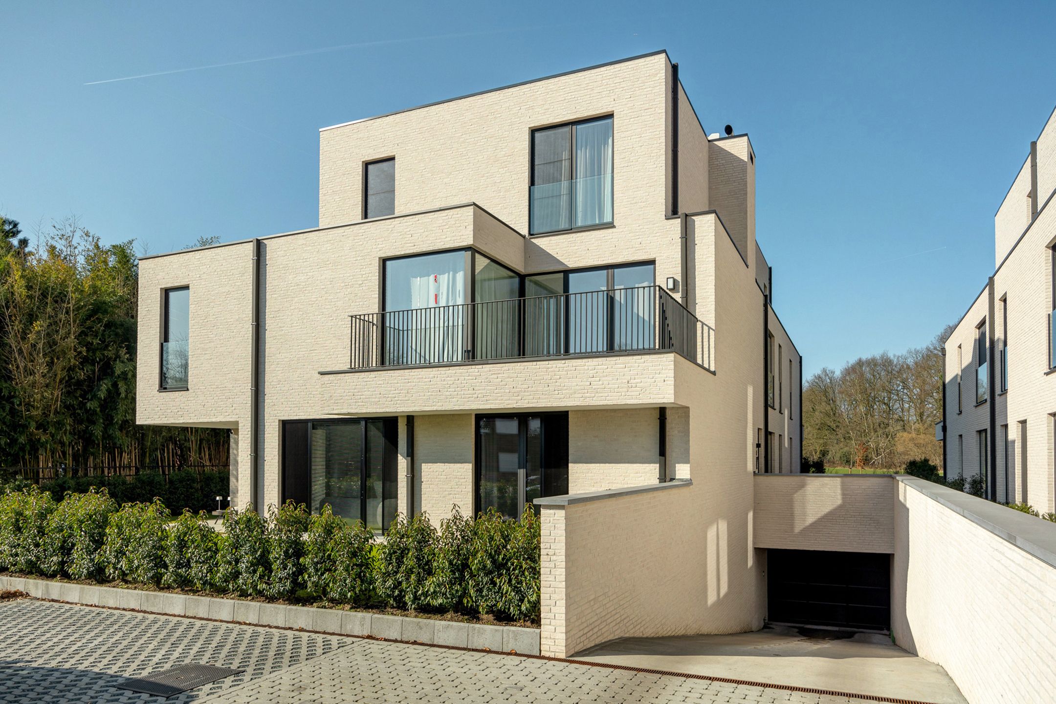 Trendy nieuwbouw gelijkvloers appartement foto 24