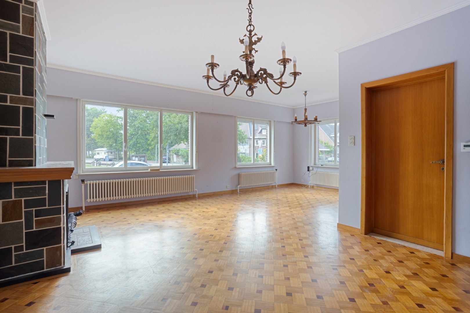 Halfopen bebouwing met 4 slaapkamers,  bureau en ruime tuin in Kessel-Lo - bewoonbare opp. 179 m²  foto 3