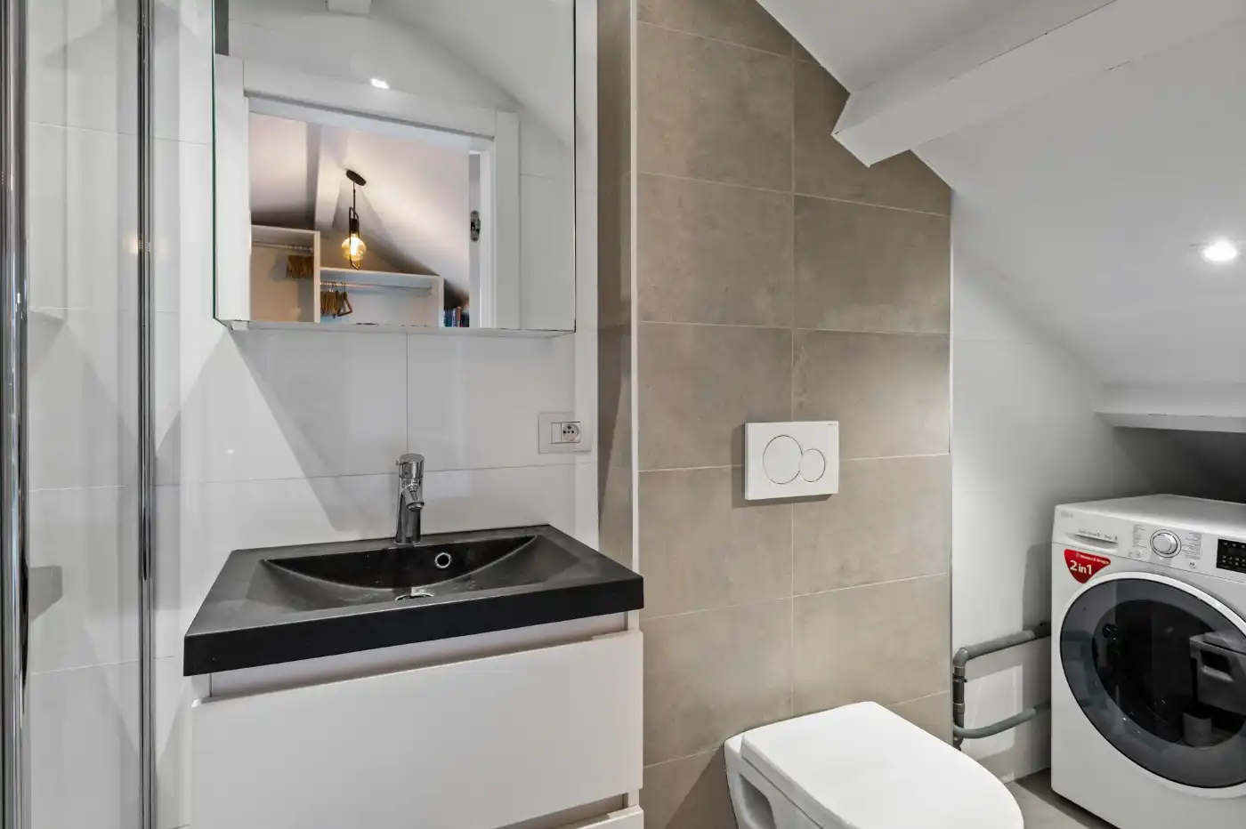 Instapklaar duplex-app. op 3e verd. met 1 slpk. en kelderberging foto 26