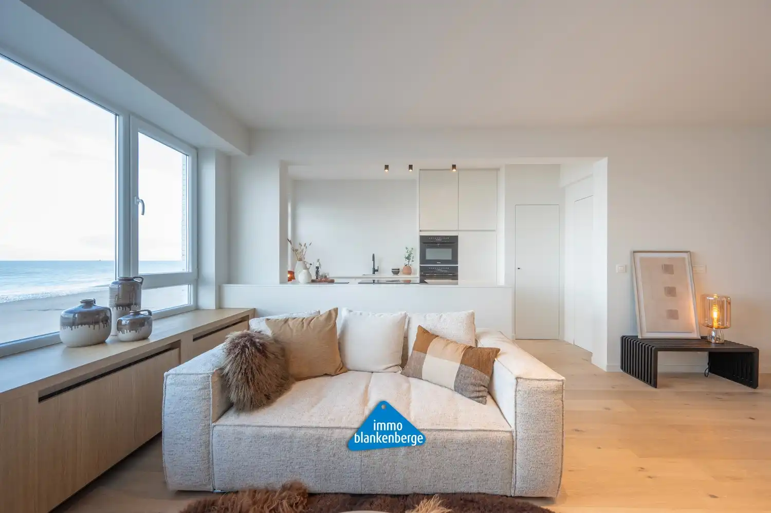 Luxueus appartement met 3 slaapkamers op de Zeedijk in Blankenberge met adembenemend zeezicht foto 4