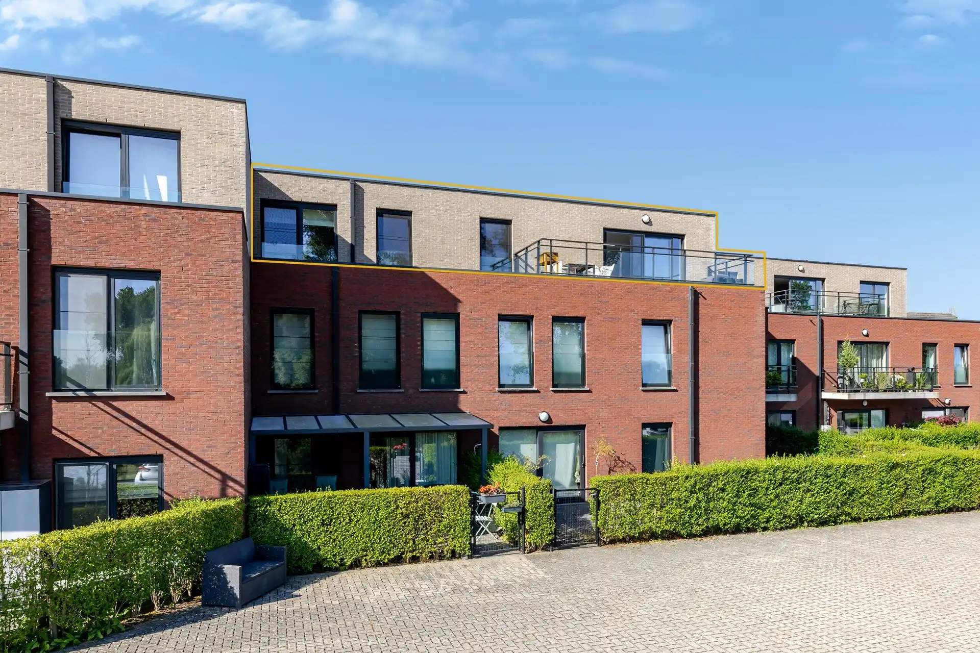 Penthouse met 3 slaapkamers, dressing en panoramisch zicht op het groen te Lede foto 26