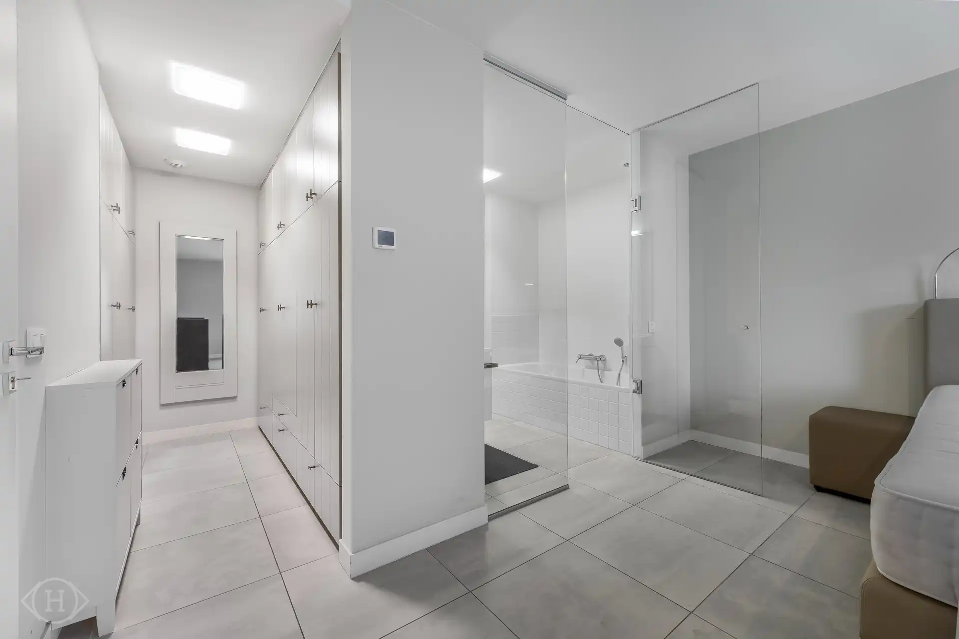 Bemeubeld appartement met prachtig terras foto 17