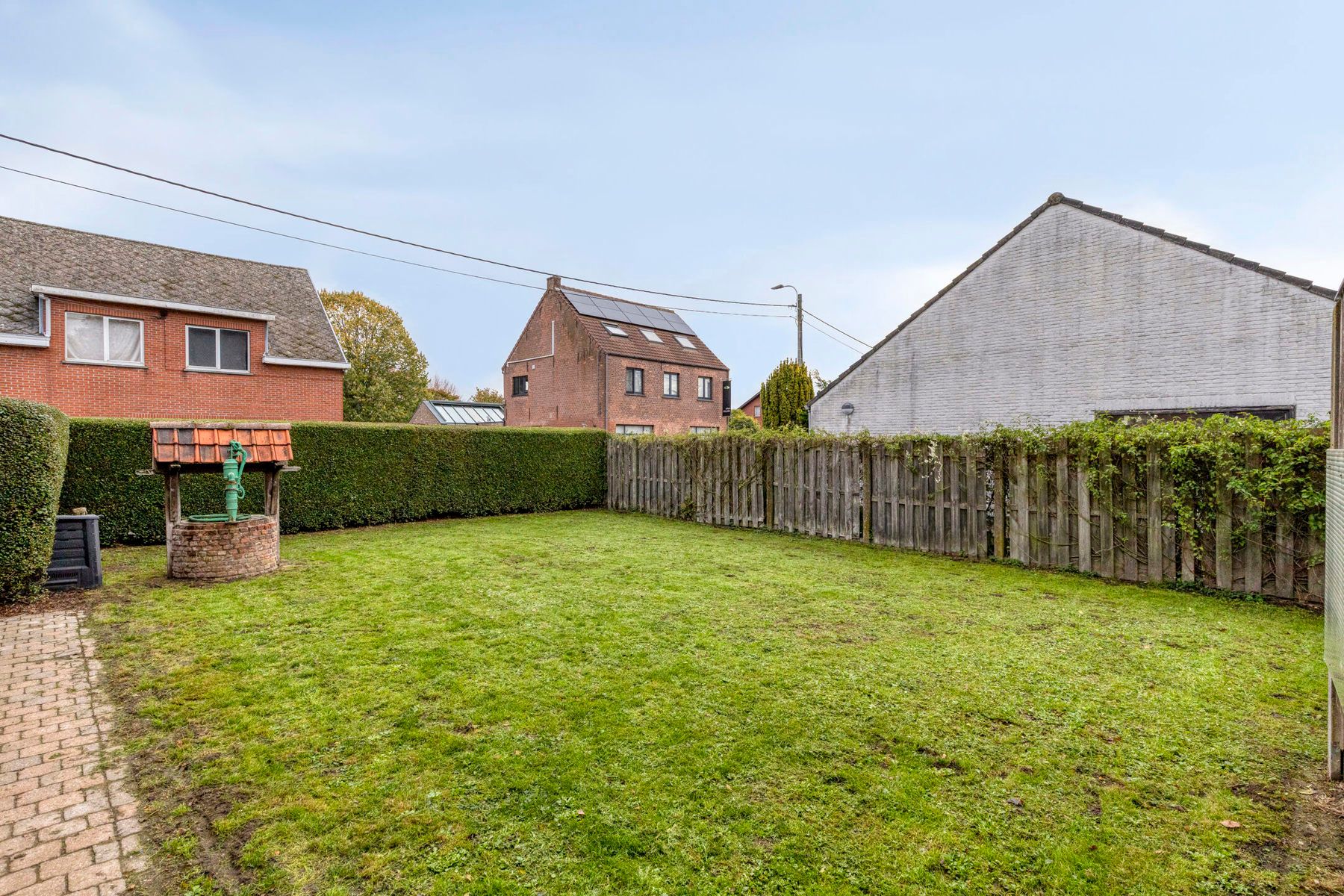 Ruime Villa te Hombeek foto 17