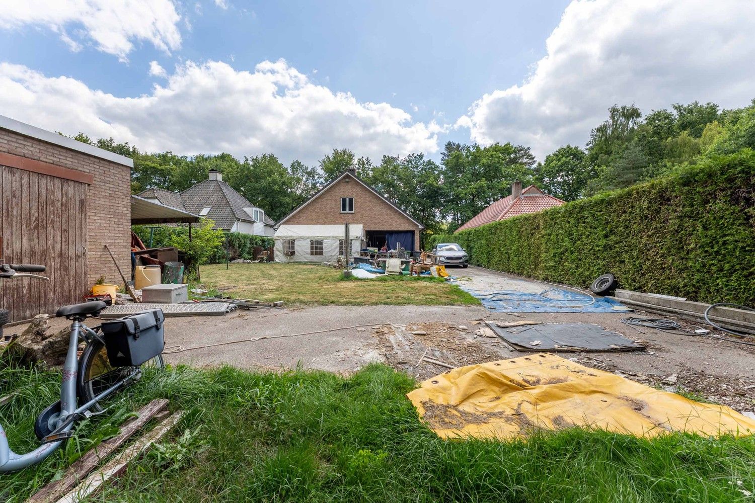 Gelijkvloerse woning met zolder op mooi perceel in het Postelbos – Mol foto 2