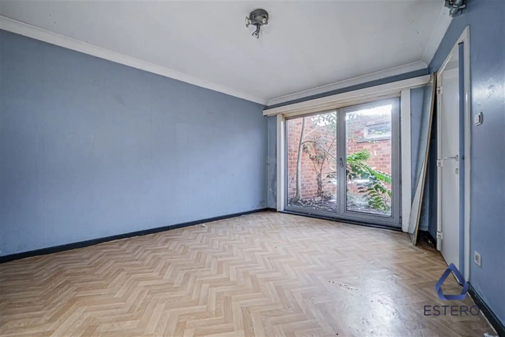 commerciële ruimte met appartement foto 11