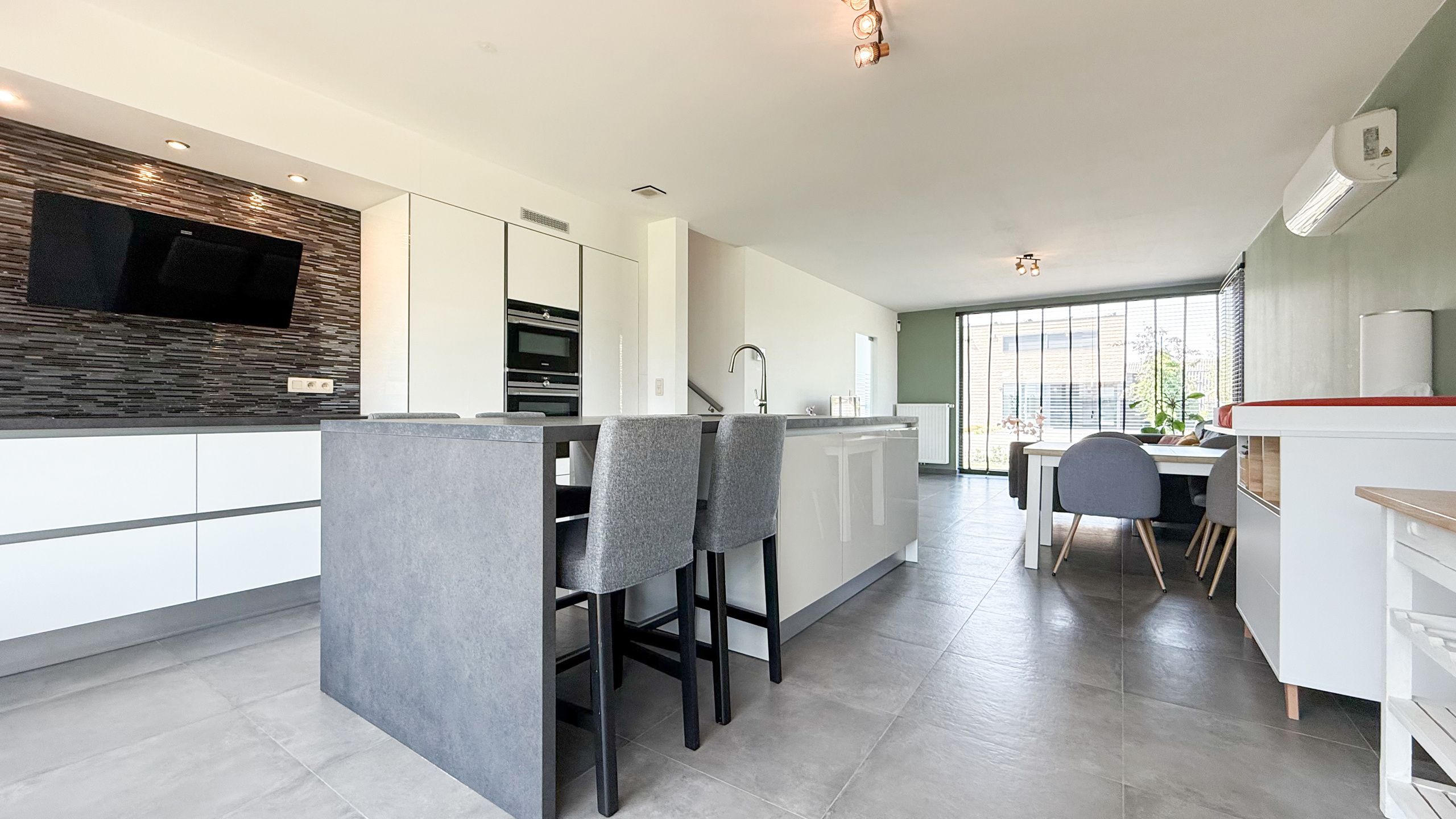 Mooi afgewerkte, moderne HOB gelegen in doodlopende straat! foto 7