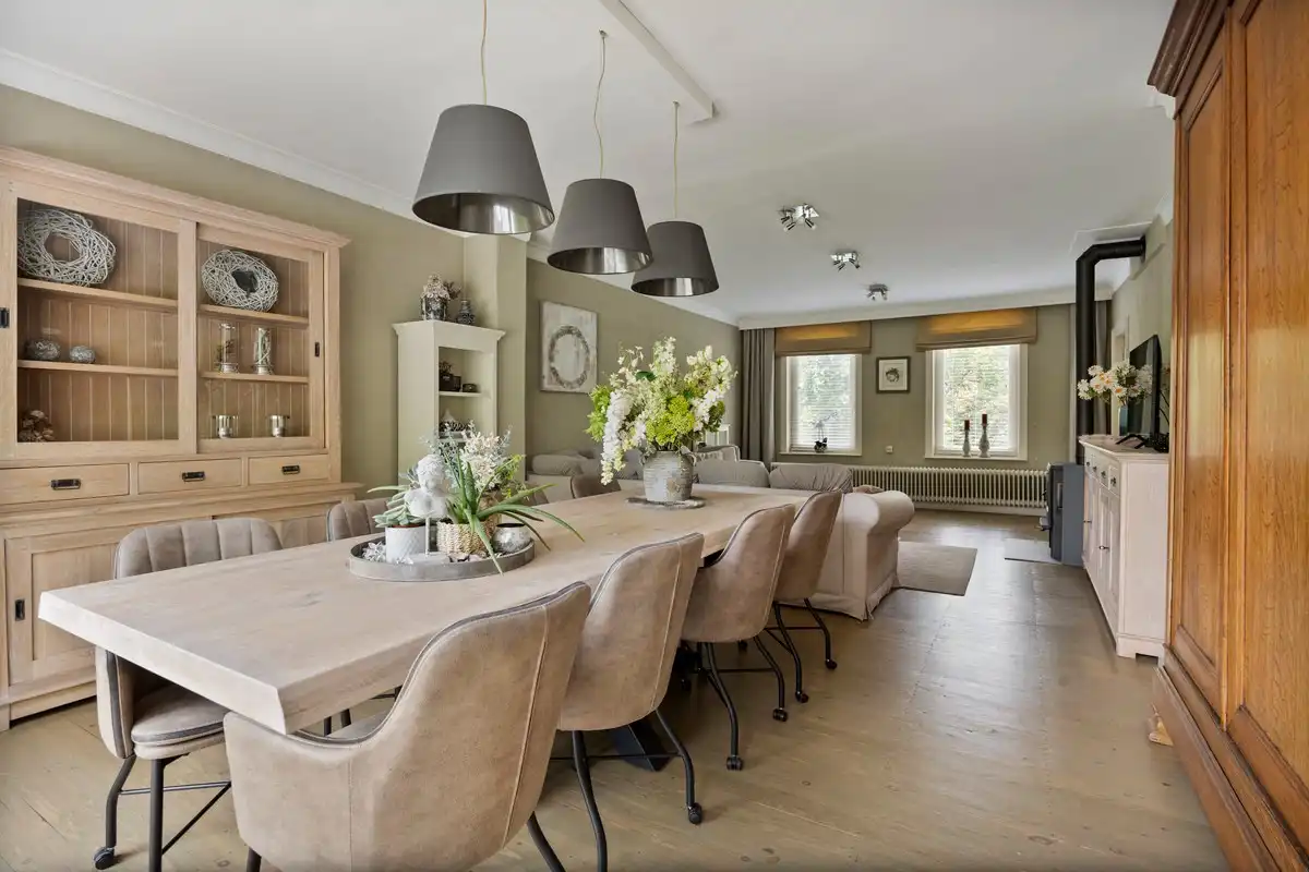 Bijzonder historisch herenhuis te koop in Heppen foto 13