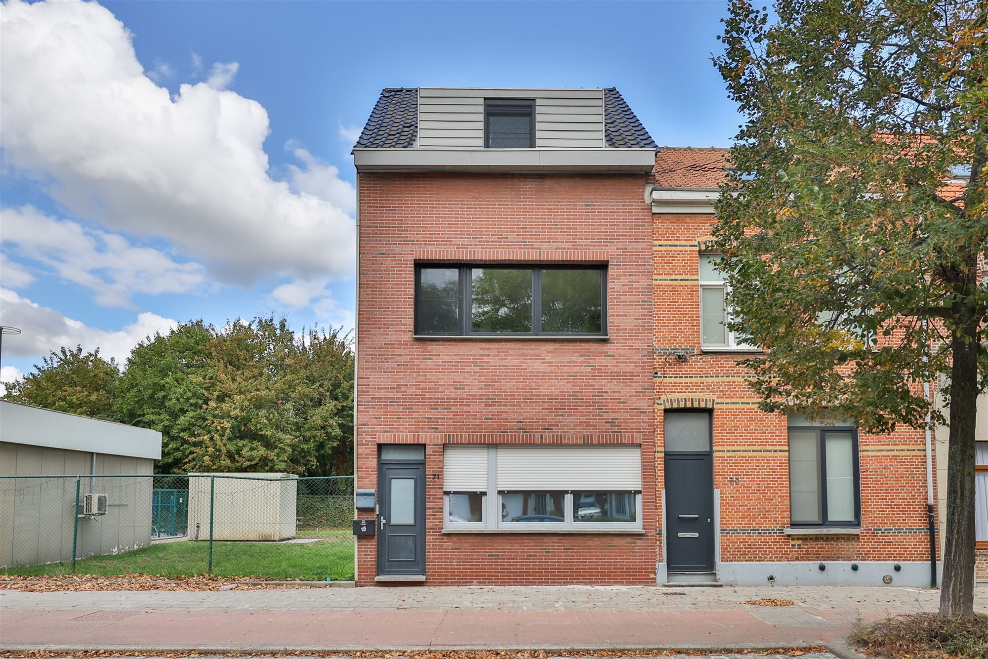 Knap volledig nieuw duplexappartement foto 9
