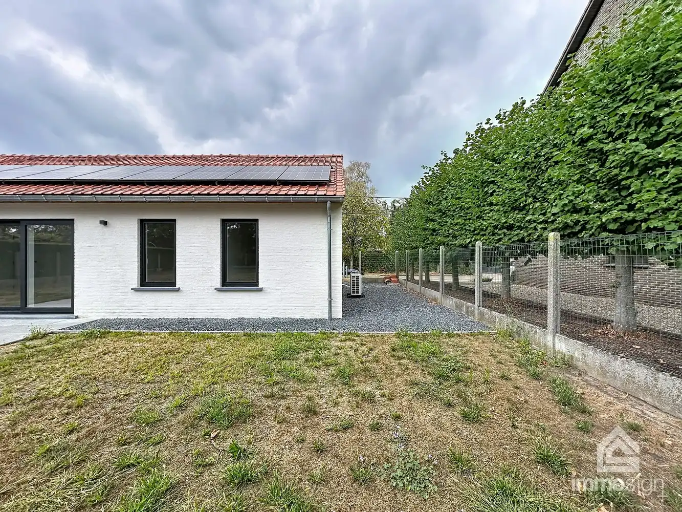 Gerenoveerde gelijkvloerse woning op ruim perceel in Peer! foto 29