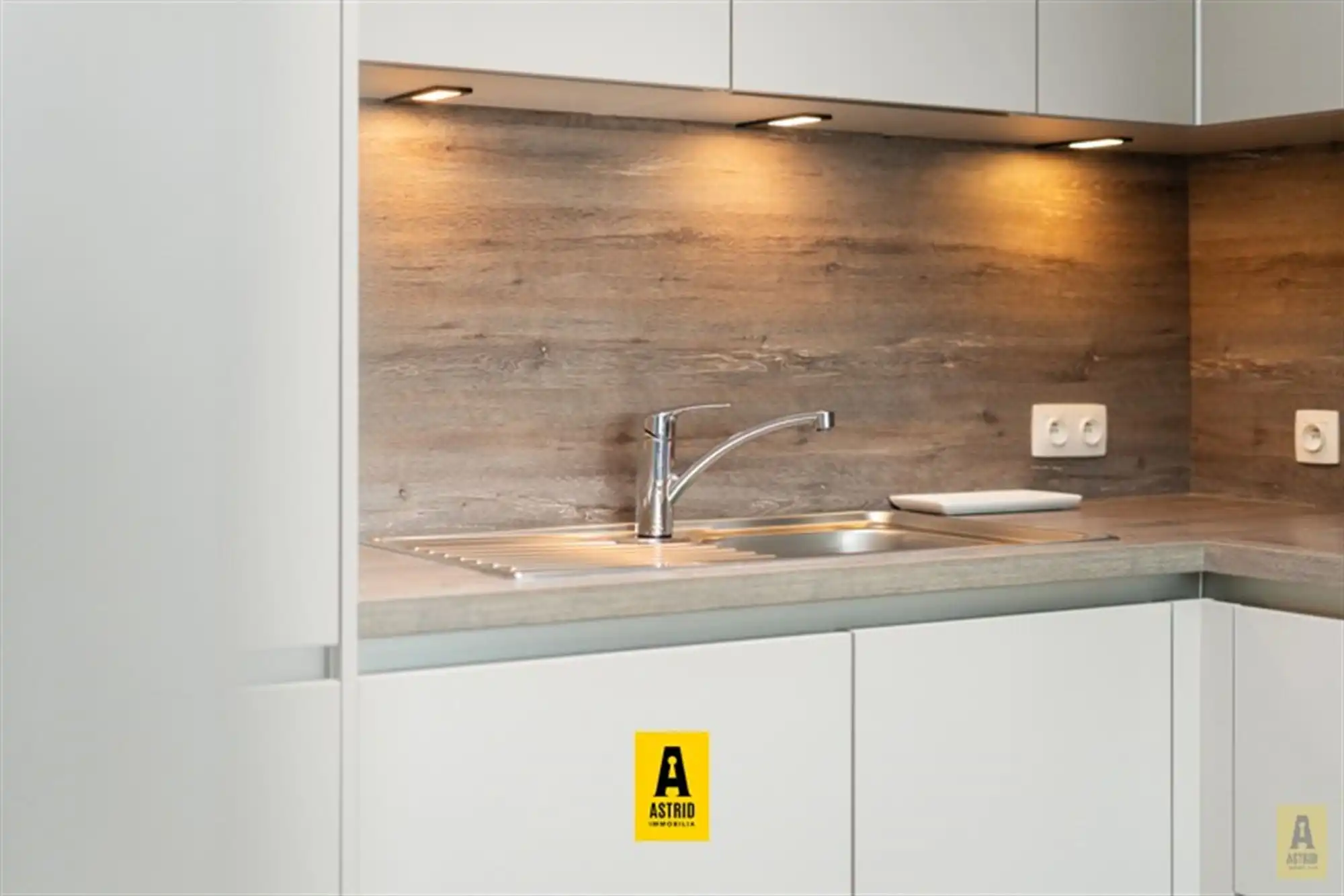 Perfect instapklaar appartement vlakbij zee! foto 22