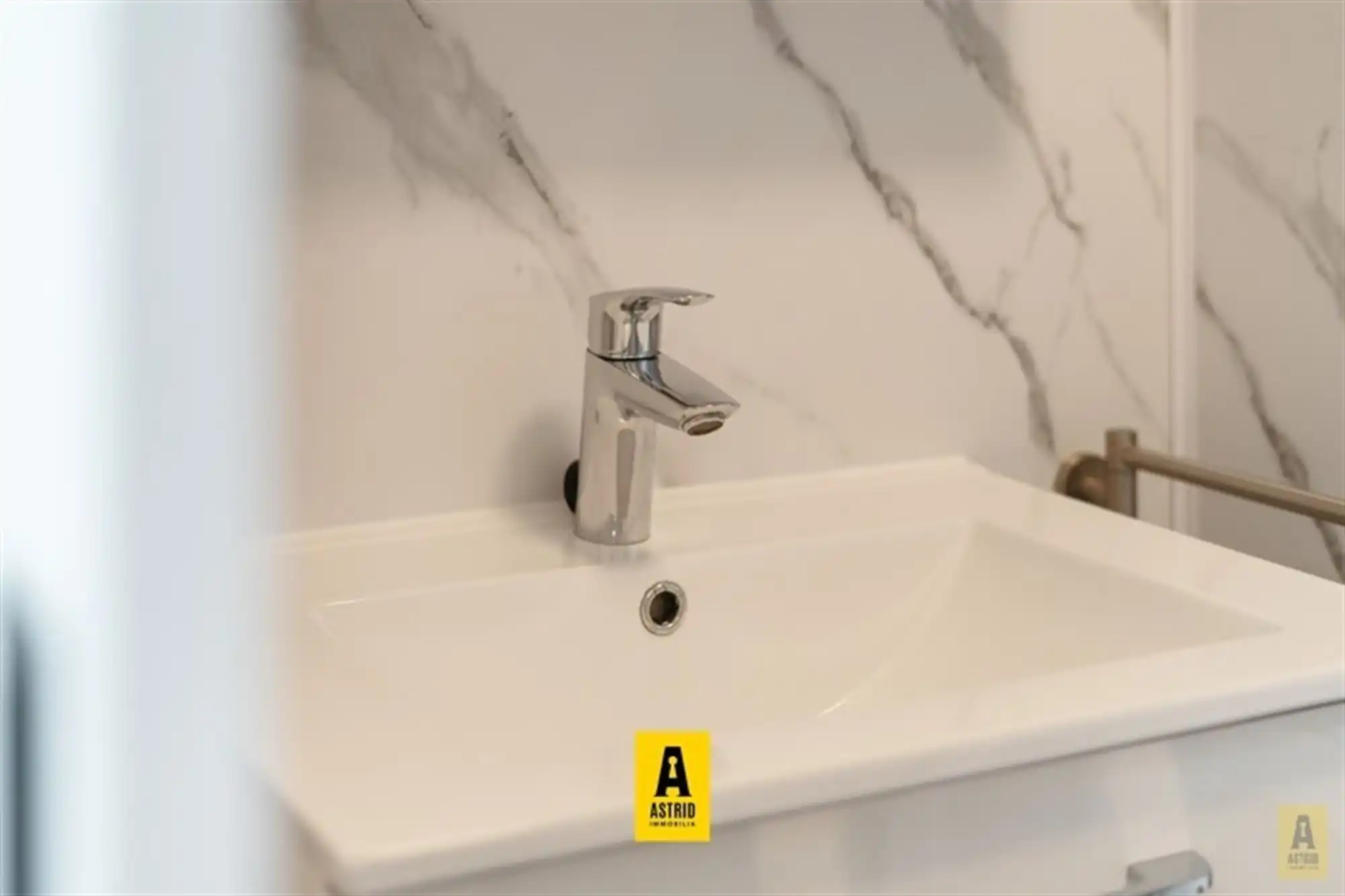 Perfect instapklaar appartement vlakbij zee! foto 22