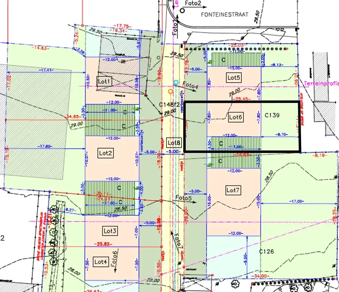 Perceel bouwgrond halfopen bebouwing Pittem foto {{pictureIndex}}
