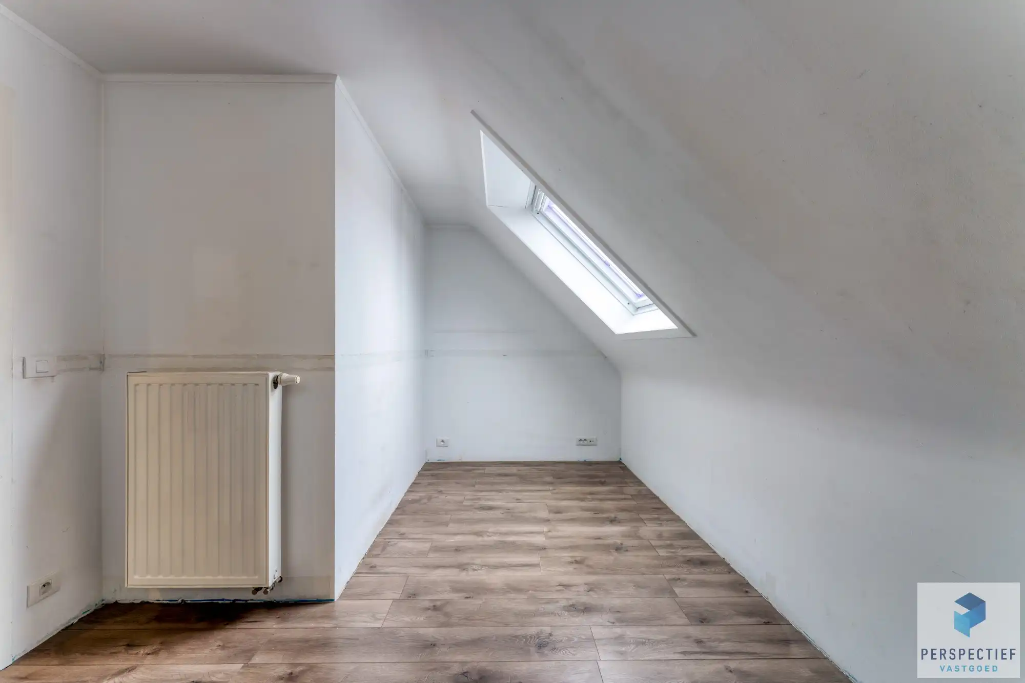 VERRASSEND RUIME en ENERGIEZUINIGE WONING met ZONGERICHTE TUIN foto 11