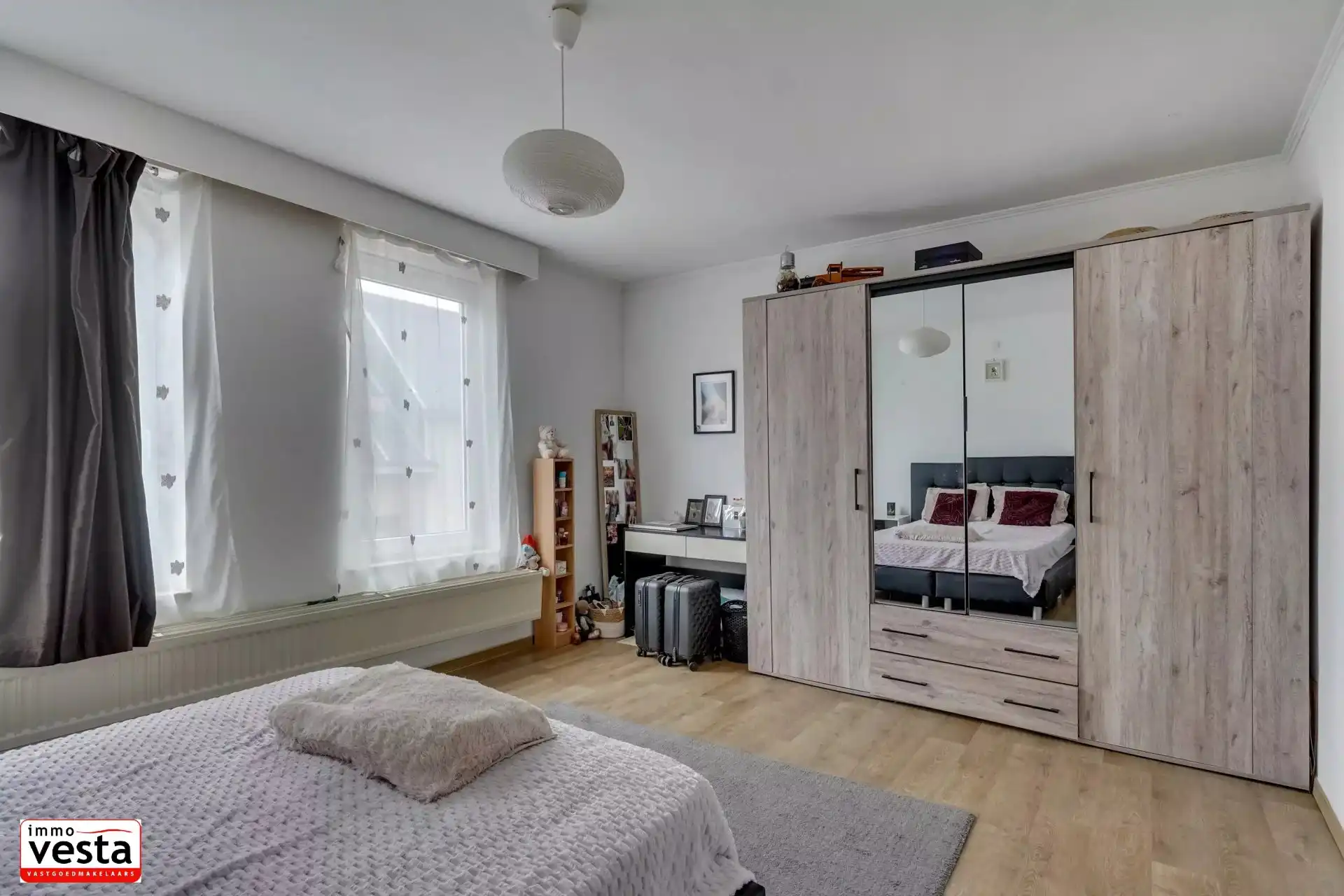 Investeringspand met winkel en appartement foto 23