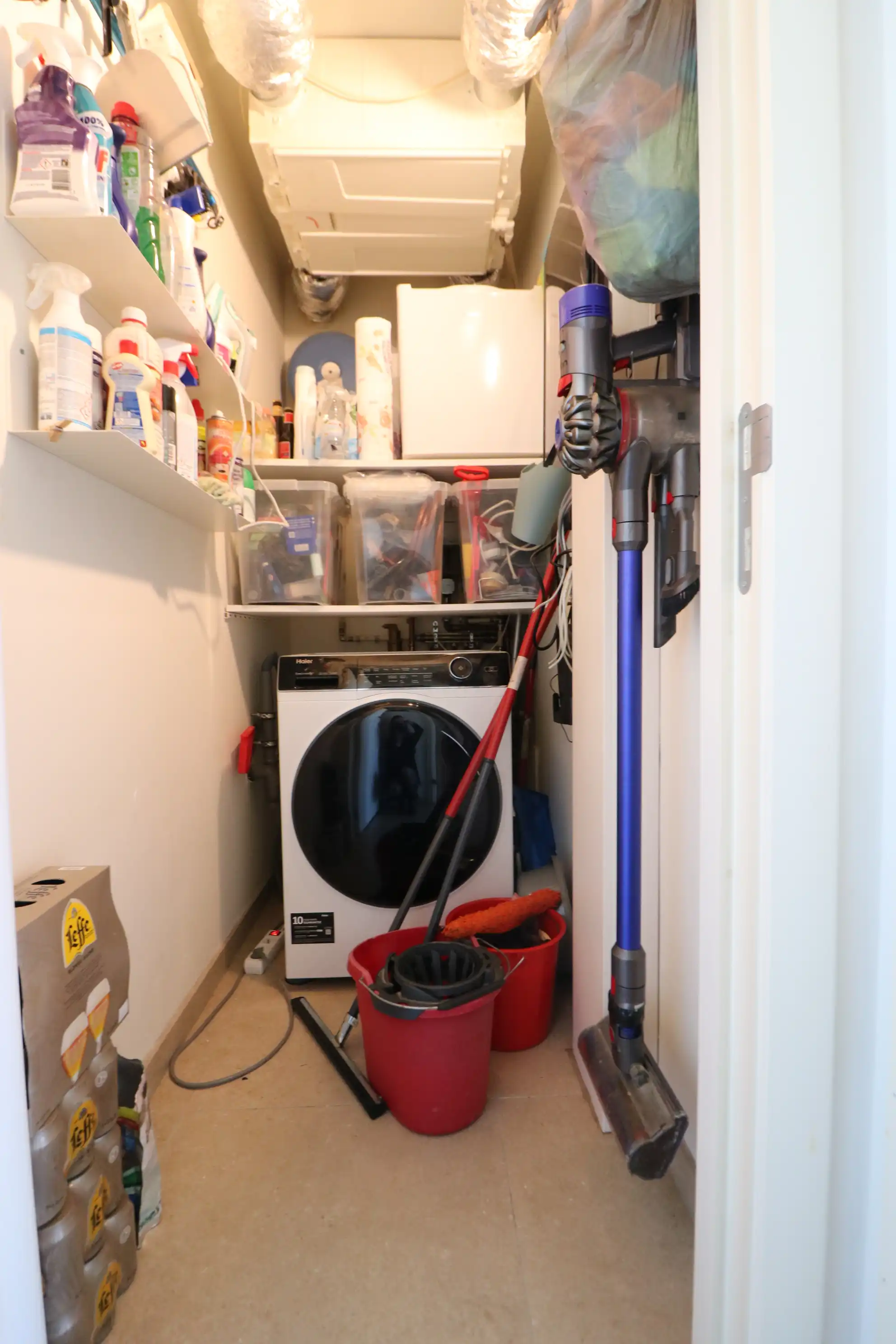 Instapklaar appartement met 2 slaapkamers en zicht op de jachthaven.  foto 8