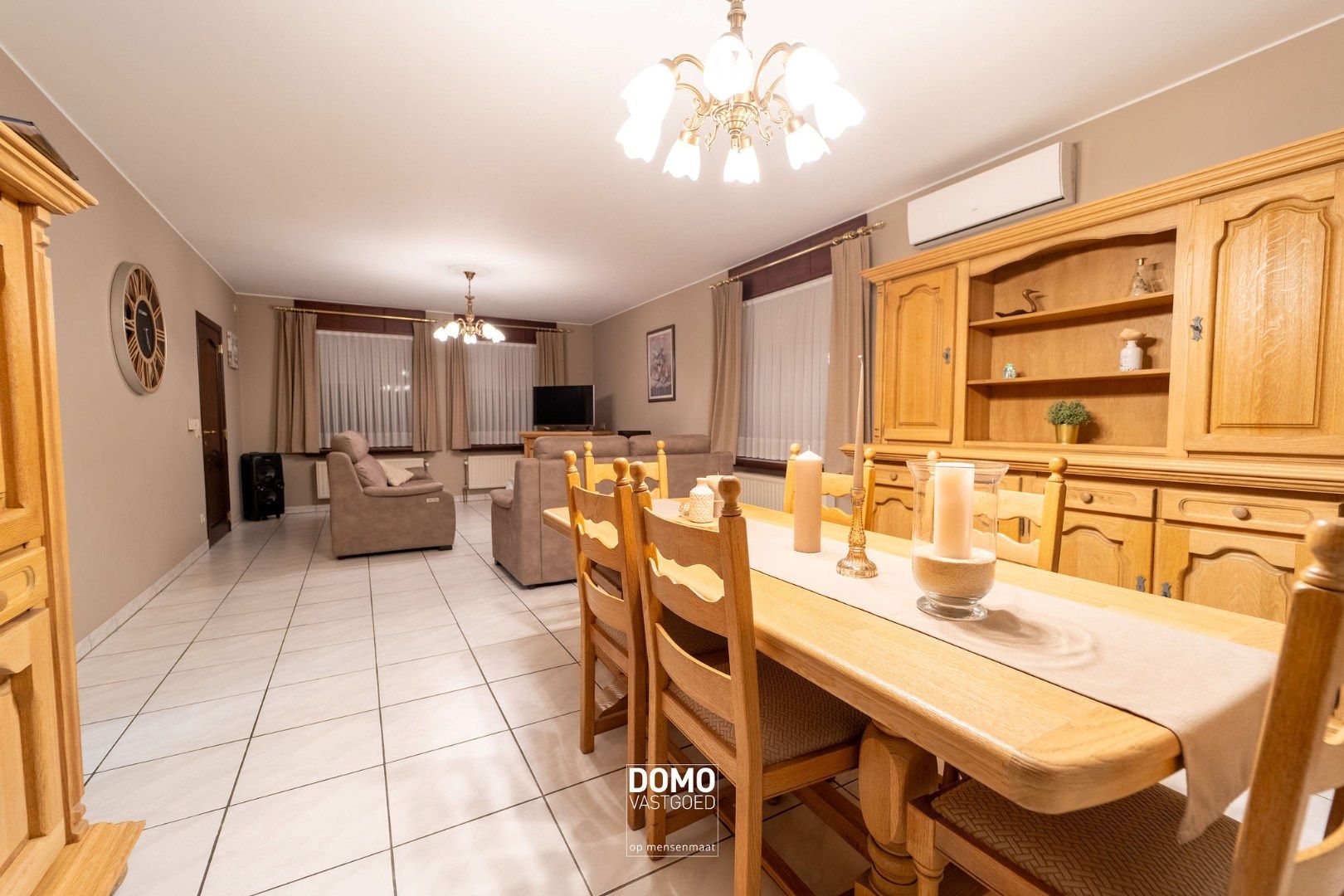 Instapklare en goed onderhouden gezinswoning te koop - EPC: D - Bewoonbare oppervlakte: 208m² foto 3