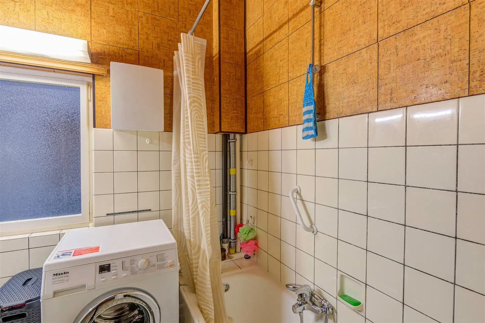 Ruim gelijkvloers appartement met groot terras foto 9
