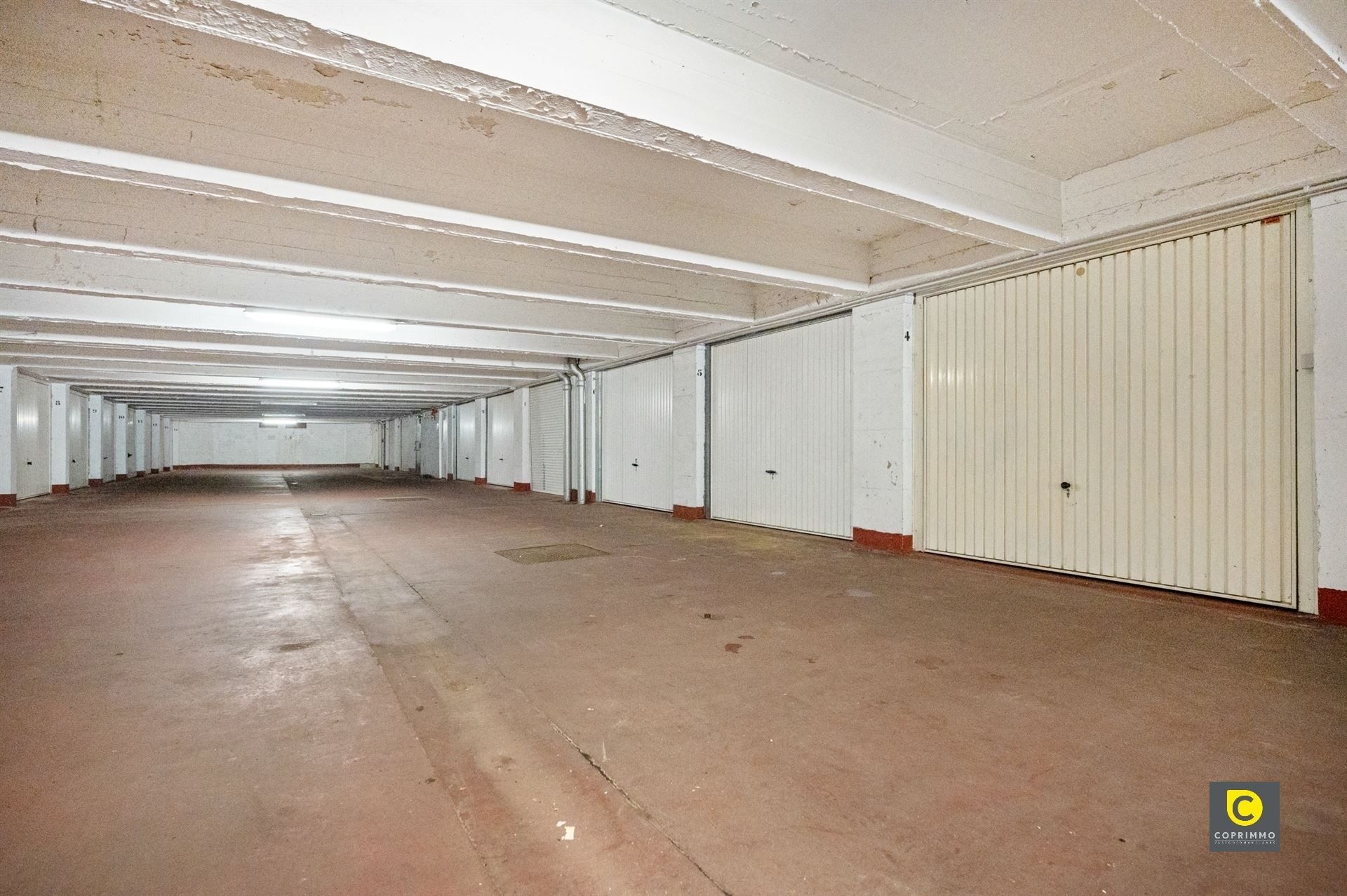 Garage te koop Fruithoflaan 108 - 2600 BERCHEM